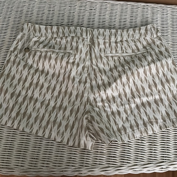Ana mid ride twill shorts - Picture 4 of 5